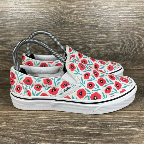 Vans Shoes - Vans Women's Size 7 Classic Slip-On Flowers White Canvas Sneakers Skate Shoes